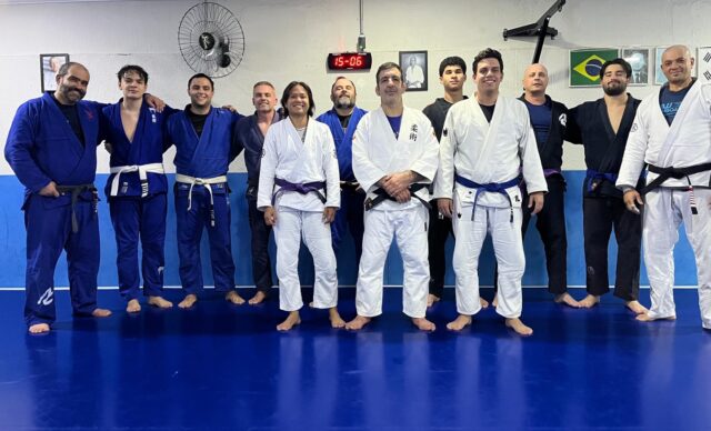 Dia de ter colocado essa galera em prova consigo mesmo.
Uma competição de surpresa durante a aula .
Parabéns a todos 🥋
